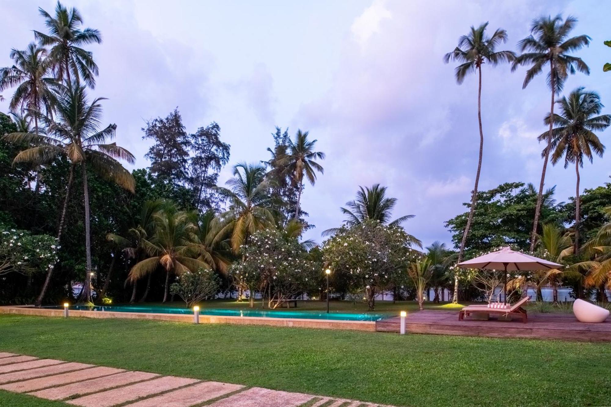 Bentota No 1 Villa Exterior photo